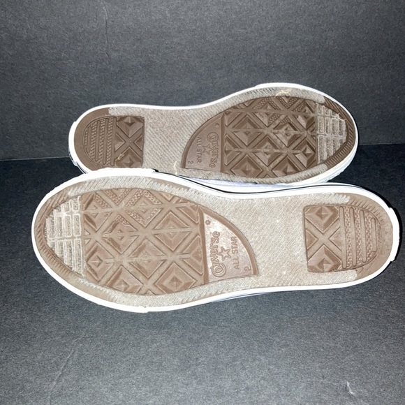 Converse Unisex 70 Ox Lilac Chuck Taylor All Star Low Top Sneakers Youth Size 2 - Picture 8 of 12